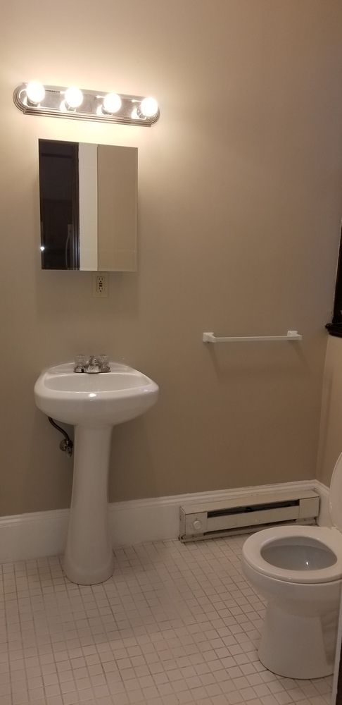 3 Irving St, Worcester, MA 01609